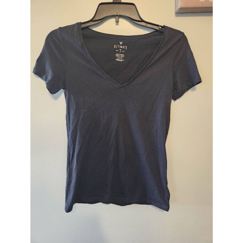American Eagle size S Ultimate Tee T-shirt Navy Blue V neck